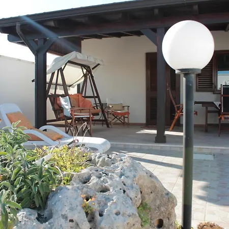 Casa vacanze Casetta Dei Geranei Casalabate