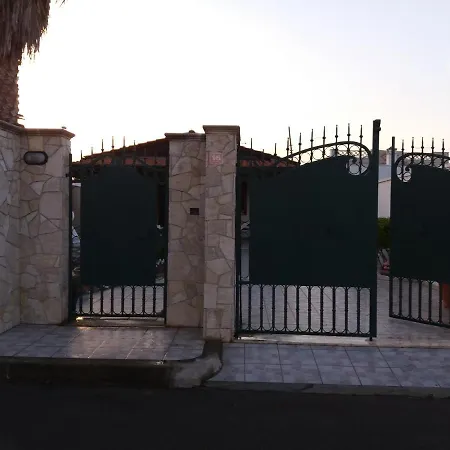 Casetta Dei Geranei * Casalabate